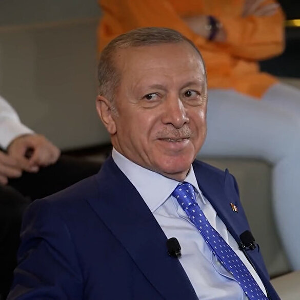 Cumhurbaşkanı Erdoğan'a gündem olan raket tutma stili soruldu