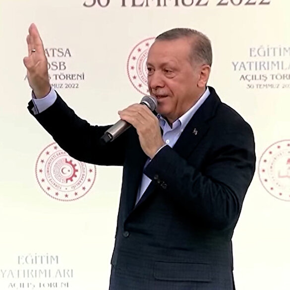 Ordu'da meydanı dolduran kalabalığın coşkusunu gören Cumhurbaşkanı Erdoğan: Demek ki çay demlendi