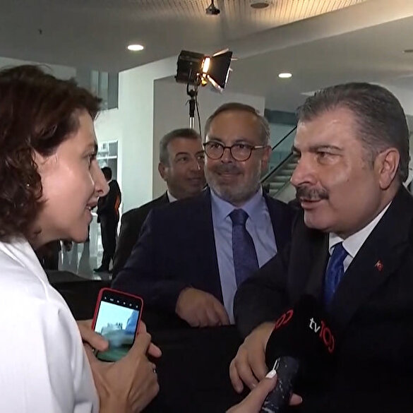 Sağlık Bakanı Koca'dan asistan hekimlerin nöbet sayılarıyla ilgili açıklama