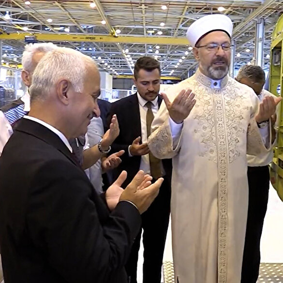 Diyanet İşleri Başkanı Ali Erbaş'tan TUSAŞ'a hayır duası