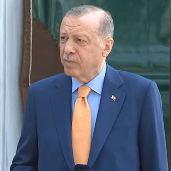 Cumhurbaşkanı Erdoğan: Ahmet Şık teröristin tekidir