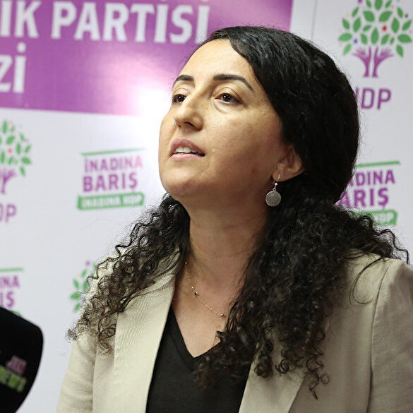 HDP'den Akşener'e: Hiçbir HDP'li senin oturduğun kıraathanede çay bile içmez