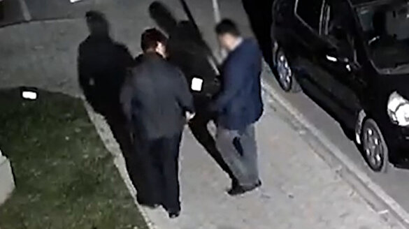 Kırgızistan'ın FETÖ bağlantılı Eğitim ve Bilim Bakanı Beisenaliev rüşvet alırken suçüstü yakalandı