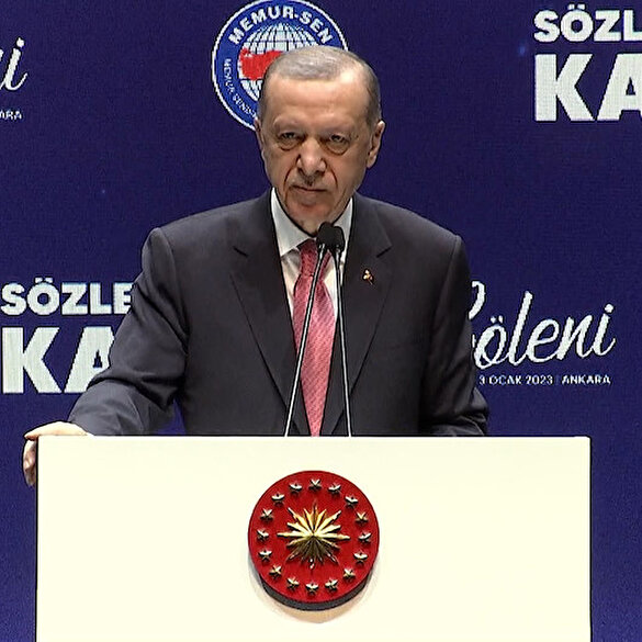 Cumhurbaşkanı Erdoğan: Belediyelerde işten çıkarılan işçiler yasal düzenlemeyle görevlerine dönecek