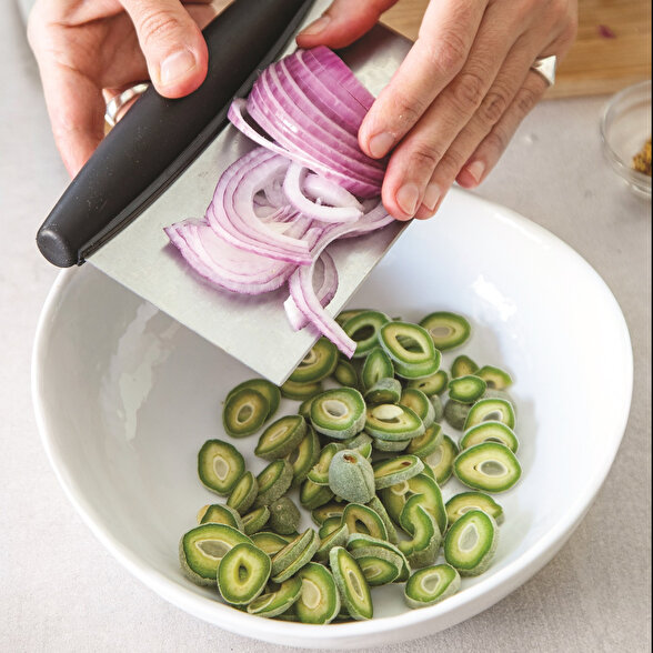 Çağla Salatası