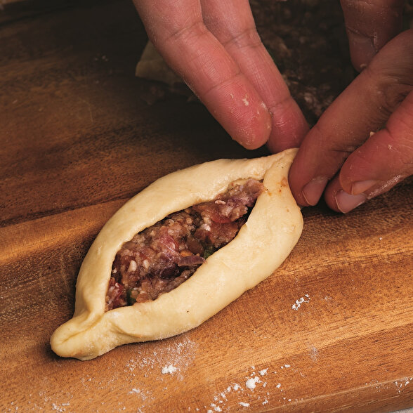Kıymalı Pide