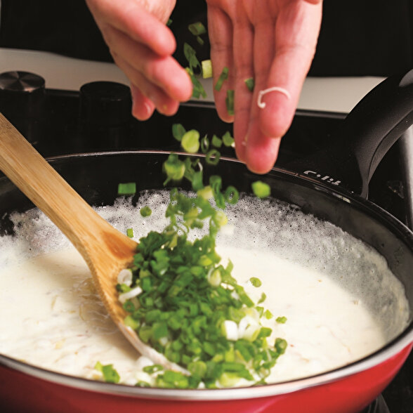 Karamelize Soğanlı Kremalı Penne