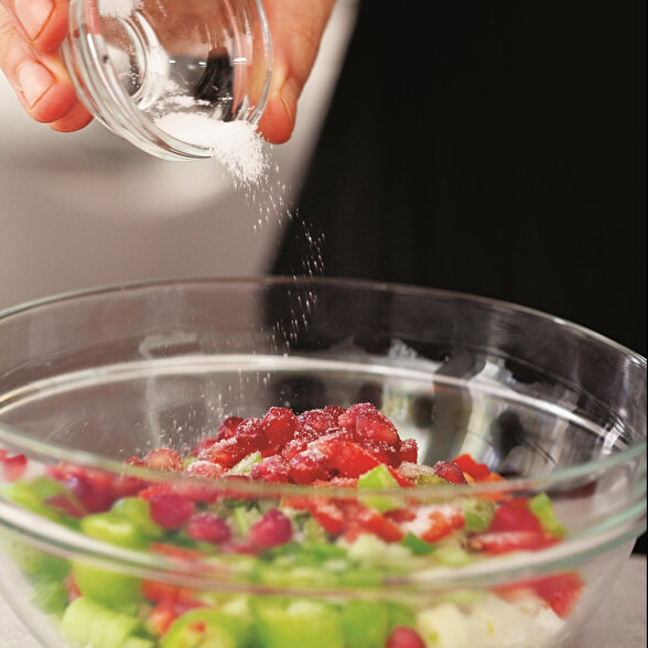 Enginar Salatası