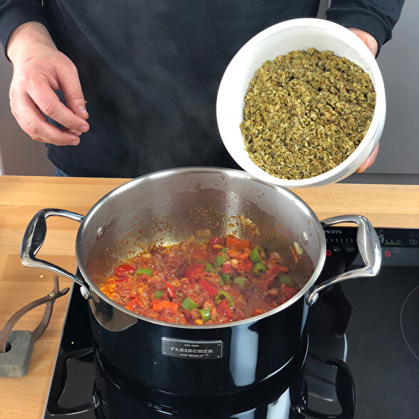 Salçalı Firik Pilavı