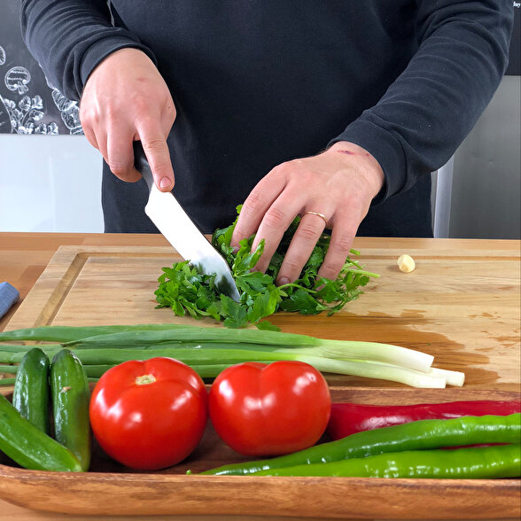 Vişne Sulu Ezme Salata