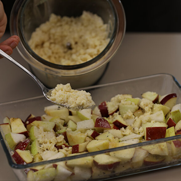 Elmalı Crumble