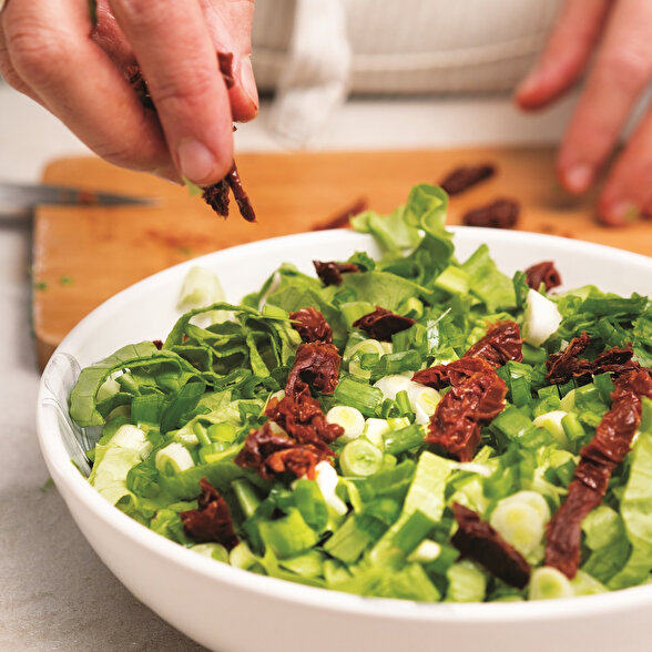Acukalı Zeytinli Salata