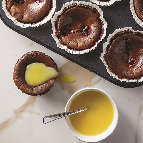 Vişneli ve Çikolatalı Porsiyonluk Cheesecake