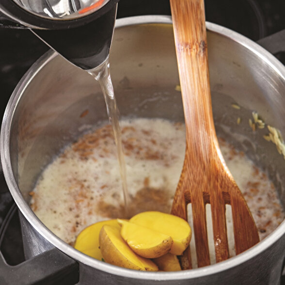 Patatesli Ispanaklı Arpa Şehriye Pilavı