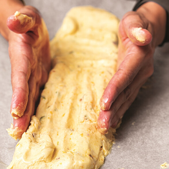 Portakal ve Fıstıklı Biscotti