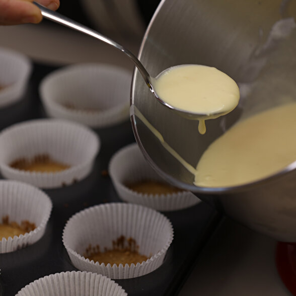 Yulaflı Limon Soslu Cheesecake