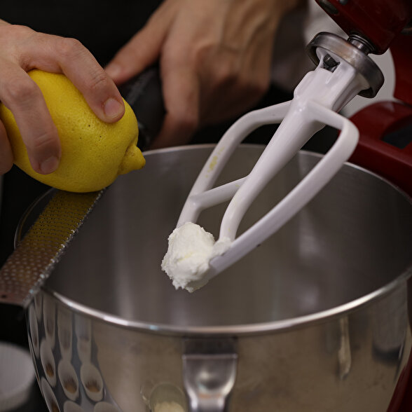 Yulaflı Limon Soslu Cheesecake
