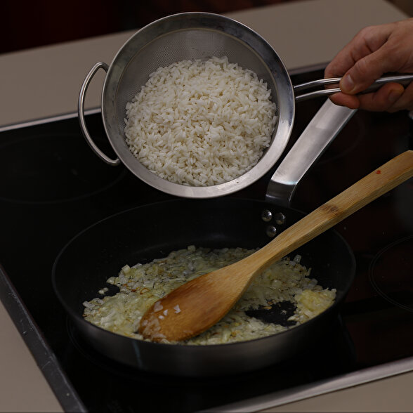 Patlıcanlı Pirinç Pilavı