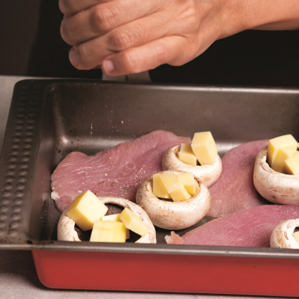 Fırında Mantarlı Hindi