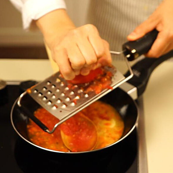 Domates Soslu Köfteli Patlıcan Sarma
