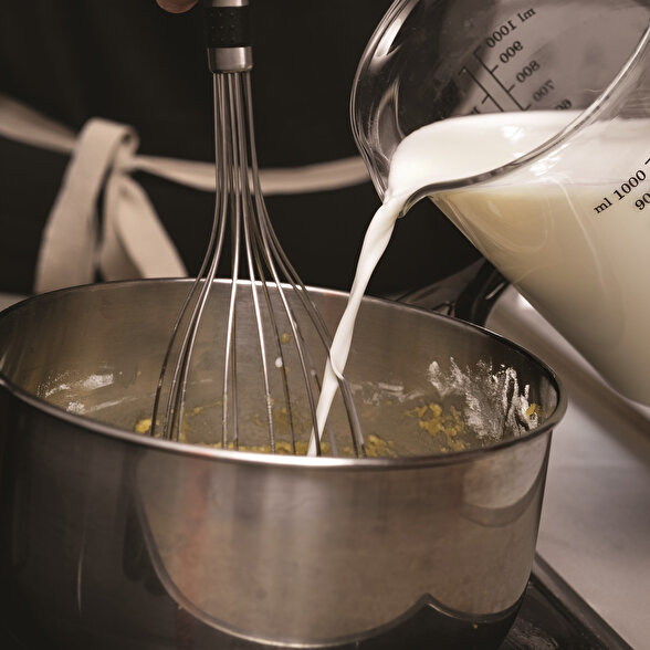 Damla Sakızlı Vişneli Muhallebi