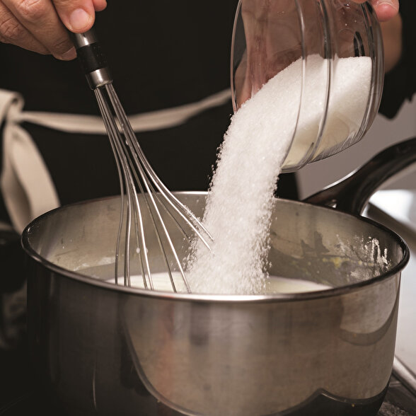 Damla Sakızlı Vişneli Muhallebi