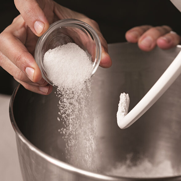 Tereyağlı Peynirli Poğaça