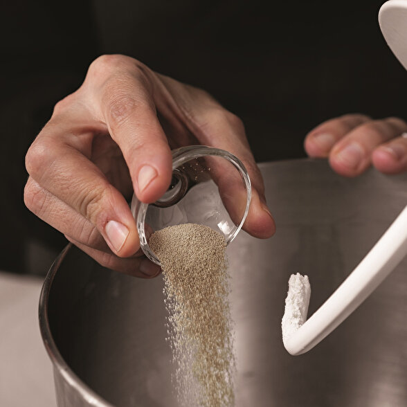 Tereyağlı Peynirli Poğaça