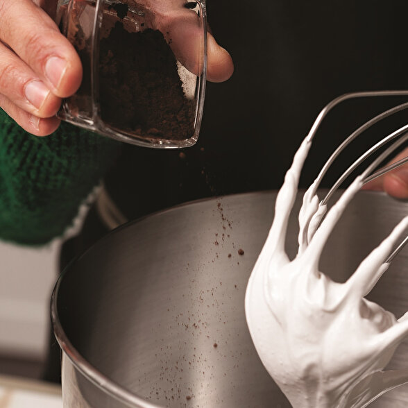 Kakaolu Fıstıklı Beze