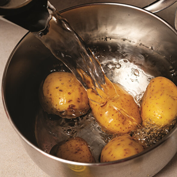 Kajun Baharatlı Fırın Patates