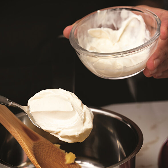 Çikolatalı Profiterol Kreması