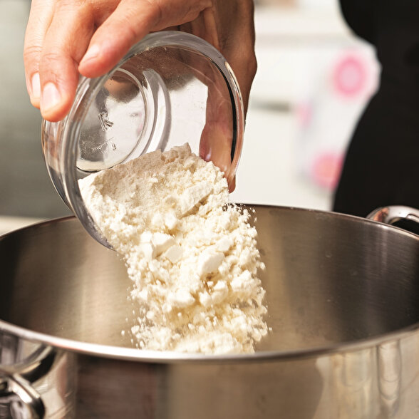 Çikolatalı Profiterol Kreması