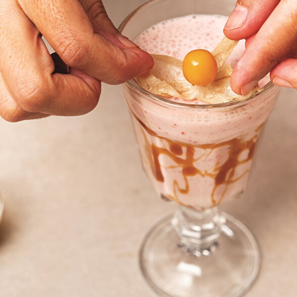 Muzlu Çilekli Smoothie