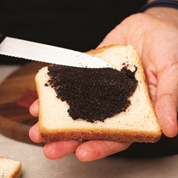 Afet Tost