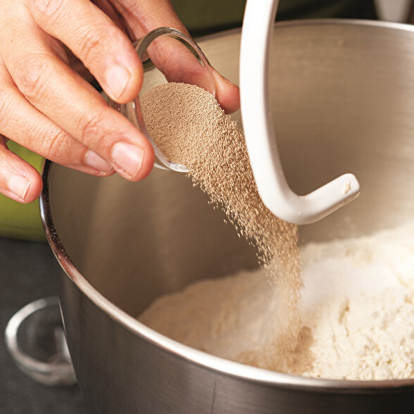 Temel Tahinli Çörek