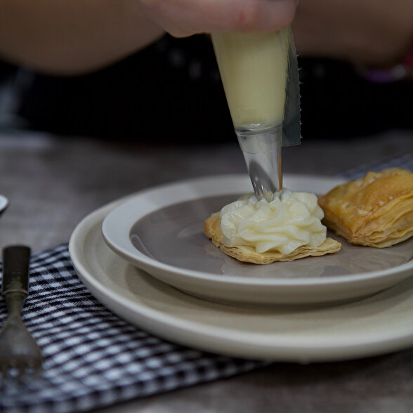 Milföyden Yalancı Profiterol