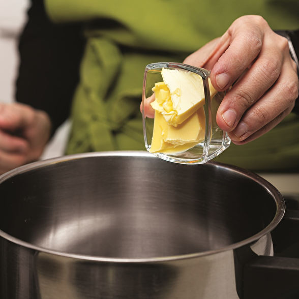 Arpacık Soğanlı Patates Yahnisi