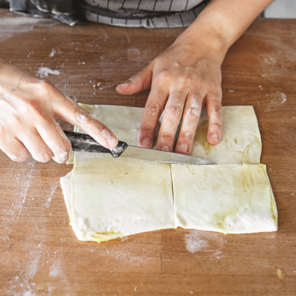 Klasik Kıymalı Börek