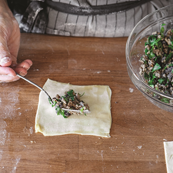 Klasik Kıymalı Börek