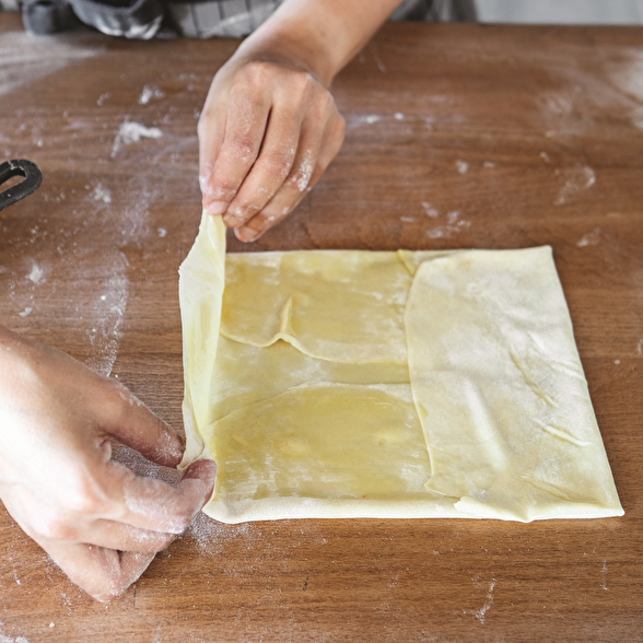 Klasik Kıymalı Börek