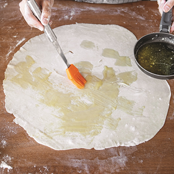 Klasik Kıymalı Börek