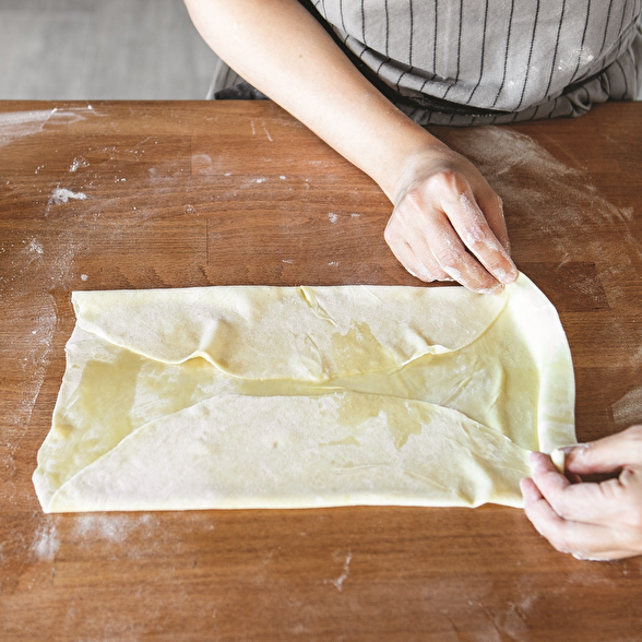 Klasik Kıymalı Börek