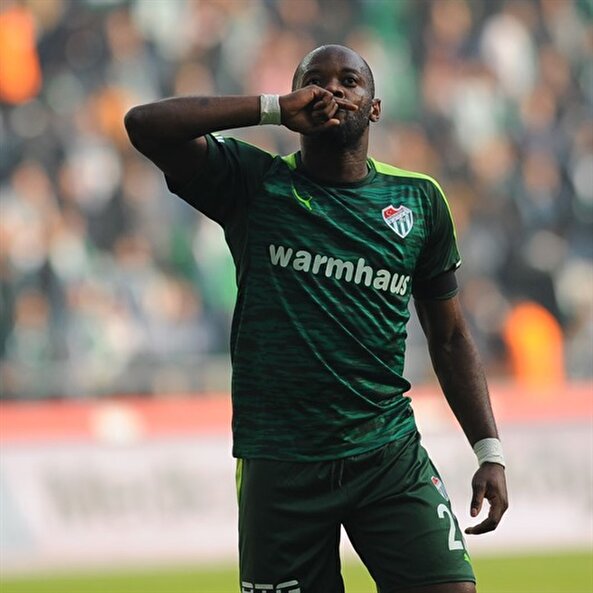 Bursasporlu isim, Mbappe’nin yanından ayrılmıyor