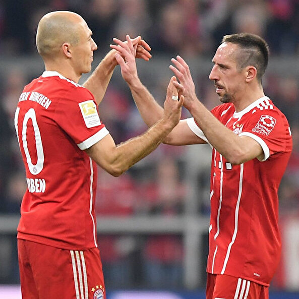 Sözleşmesi biten yıldız futbolcular