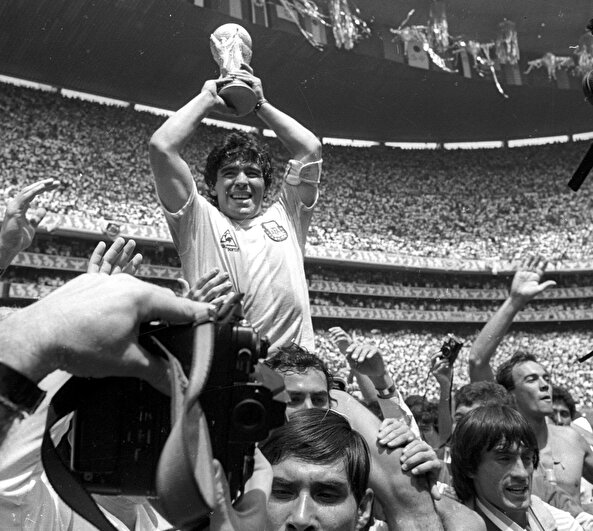 Diego Armando Maradona:  Bir efsanenin ardından