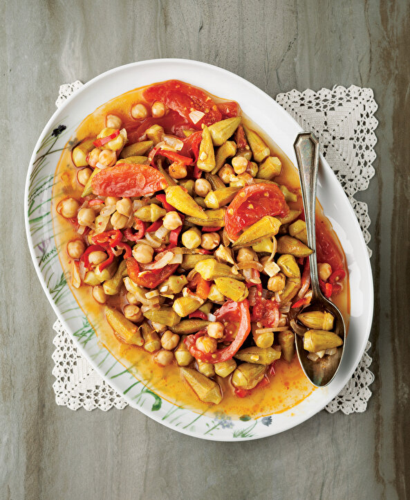 Zeytinyağlı Nohutlu Bamya