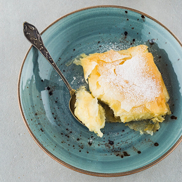 Muhallebili Strudel