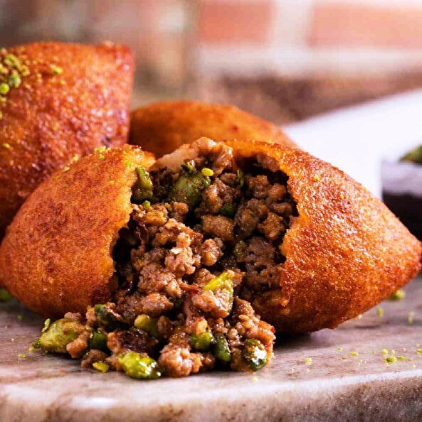 İçli köftenin yanına ne gider?