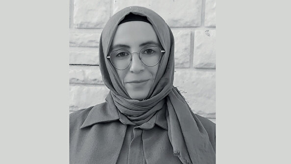 Kameramı uzaklardan en yakınlara çevirdim