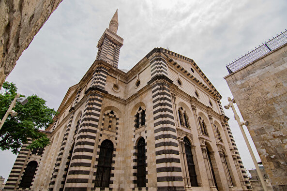Kiliseden hapishaneye: Kurtuluş Cami 